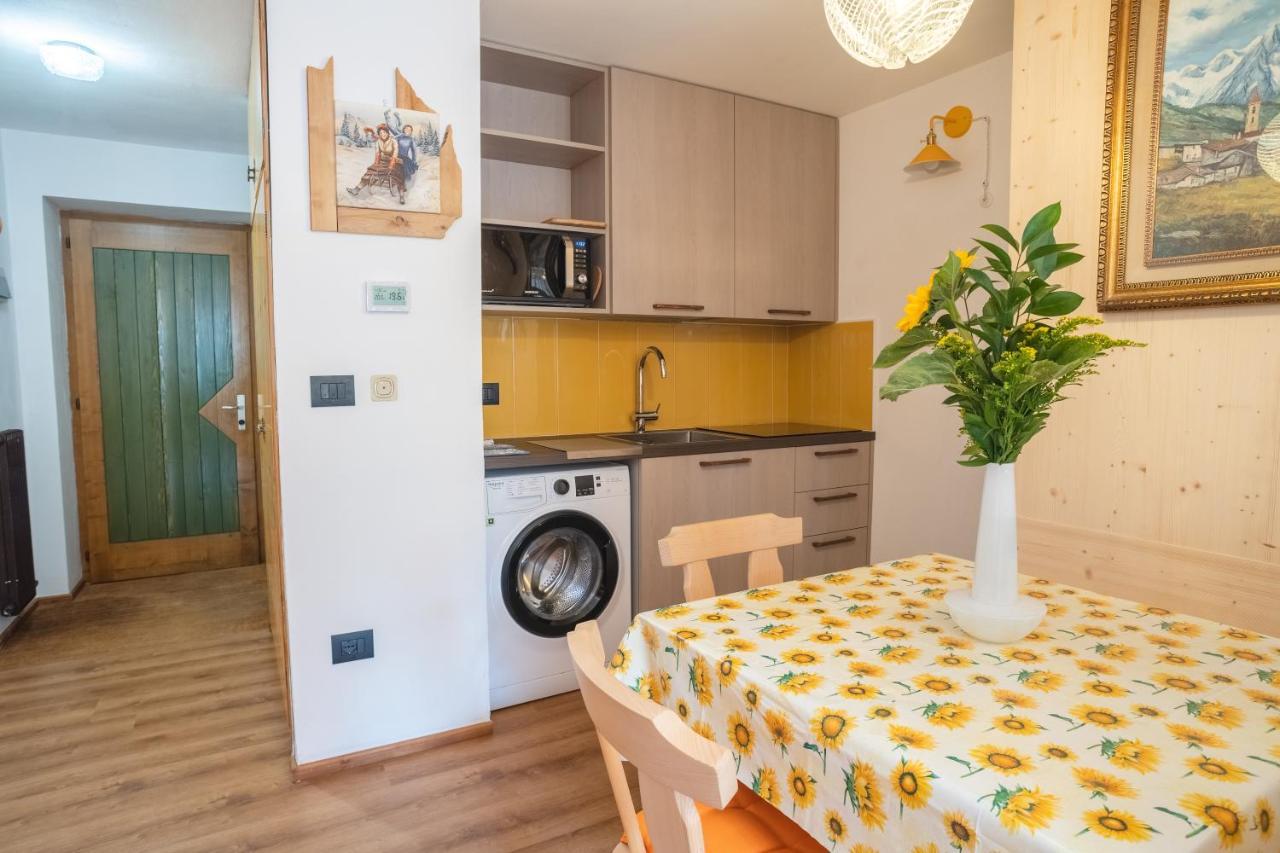 Appartement La Pìcola Cèsa de Sèn Nicolò à Mazzin Extérieur photo