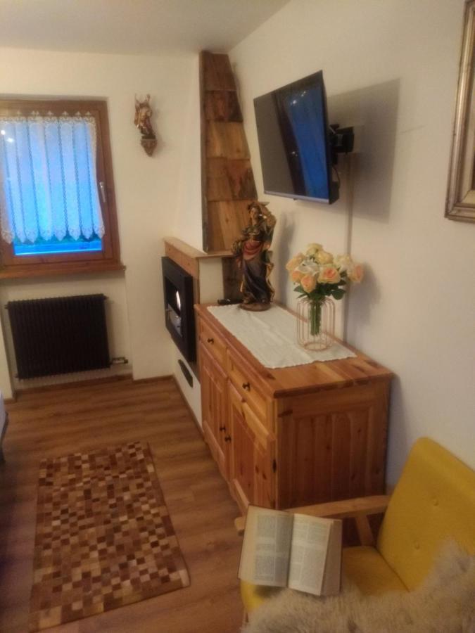 Appartement La Pìcola Cèsa de Sèn Nicolò à Mazzin Extérieur photo