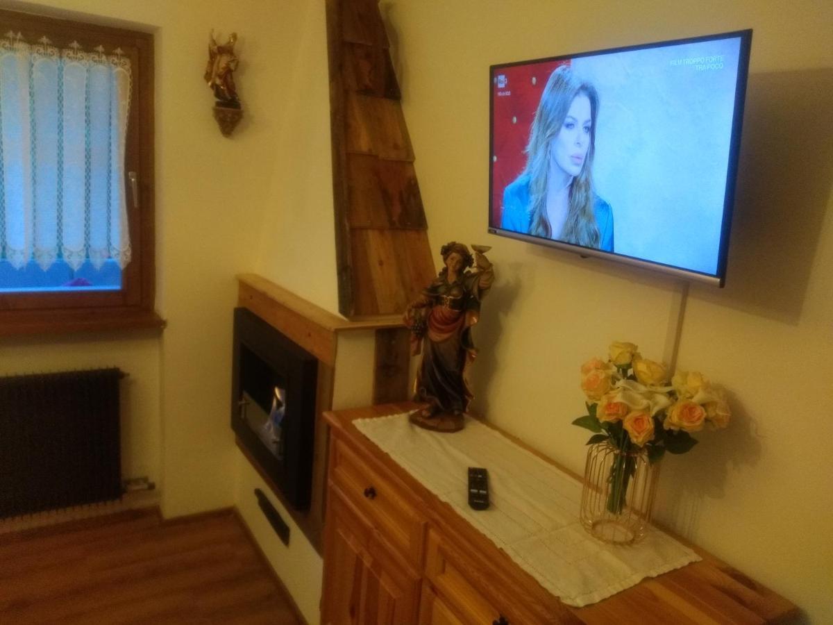 Appartement La Pìcola Cèsa de Sèn Nicolò à Mazzin Extérieur photo