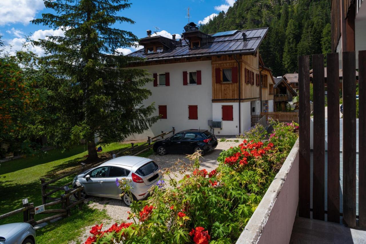 Appartement La Pìcola Cèsa de Sèn Nicolò à Mazzin Extérieur photo